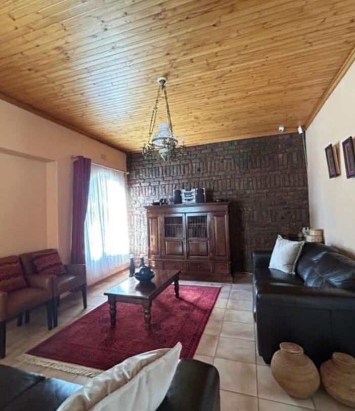 4 Bedroom Property for Sale in Hillcrest Northern Cape